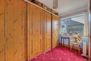 Photo 19- click for photo gallery